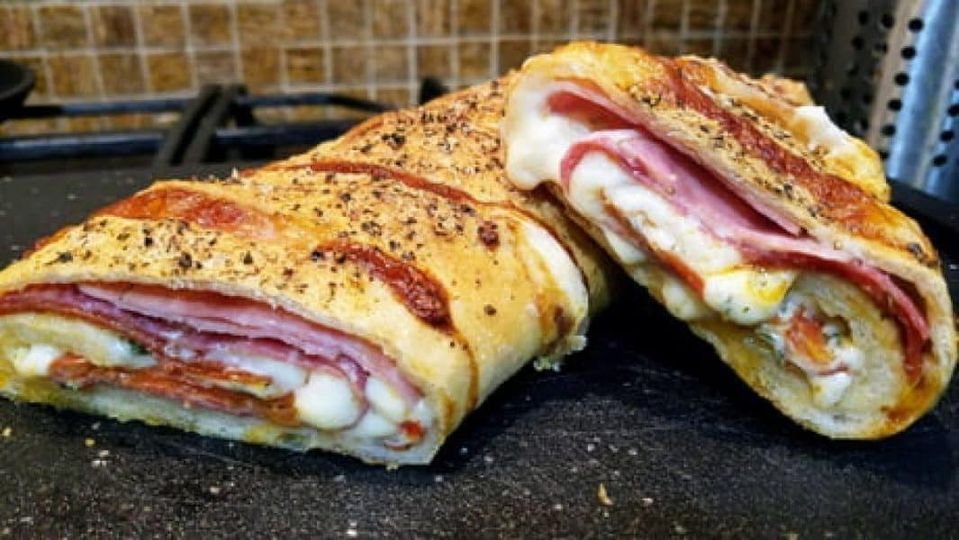 Delicious Italian Stromboli Recipe