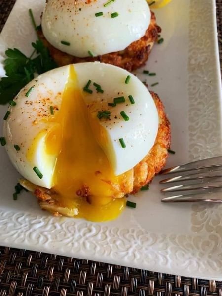 AIR FRYER POACHED EGGS