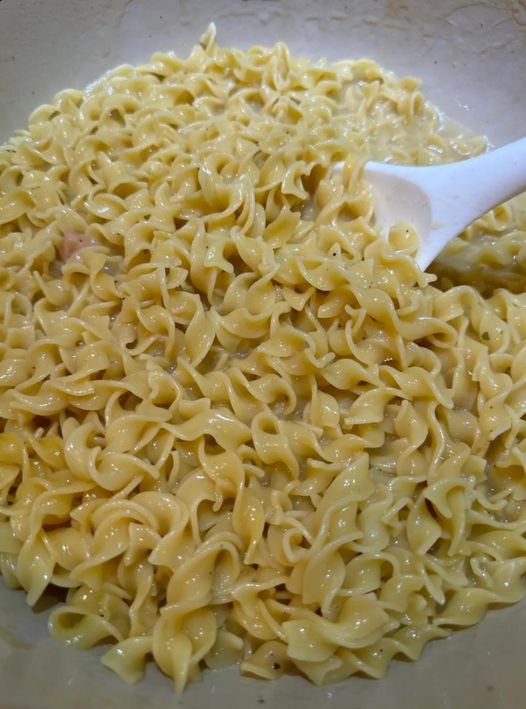 Creamy Cafeteria Noodles