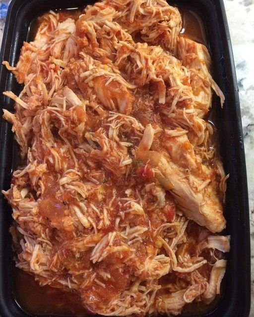 Crock Pot Salsa Chicken