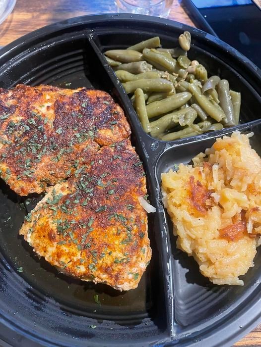 Delicious Cracker Barrel Homemade Hashbrown casserole!