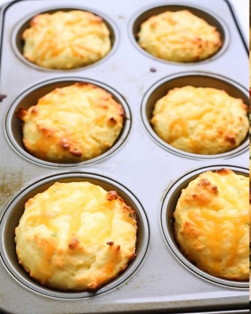 Low Carb 5 Points Biscuits in a Muffin Tin